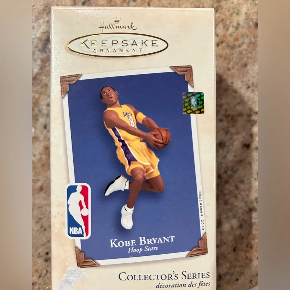 Kobe Bryant #8 Hallmark Keepsake Hoop Stars Ornament. NIB w/card.